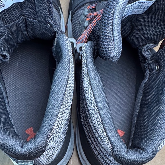 Under Armour Culver Mid Waterproof Mens Hiking Boots - Picture 7 of 13